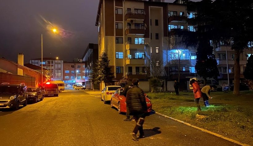 Şehrin ortasında silahlı ve bıçaklı kavga: 2 yaralı