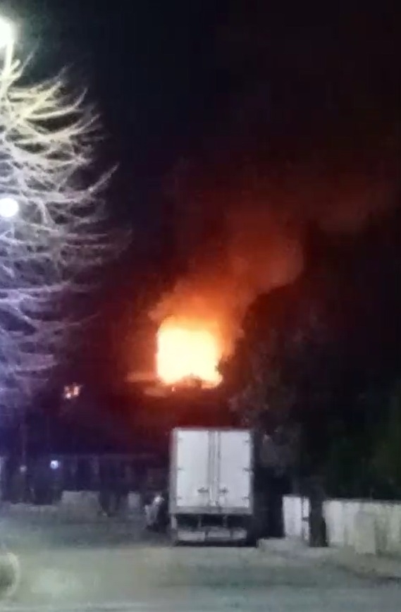 Adapazarı'nda yangın