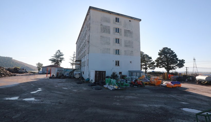 Adapazarı'ndaki o bina için yıkım kararı