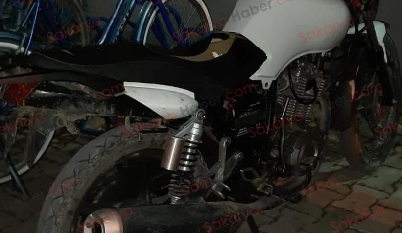 adapazarin-dan-caldiklari-motoru-akyazi-da-satarken-yakalandilarmlfqv2ixuj