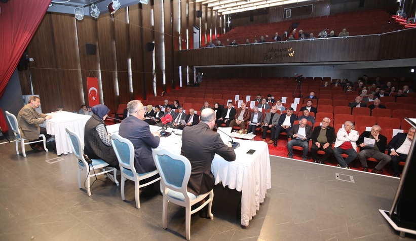 Adapazarı’nda yılın ilk meclisi toplandı