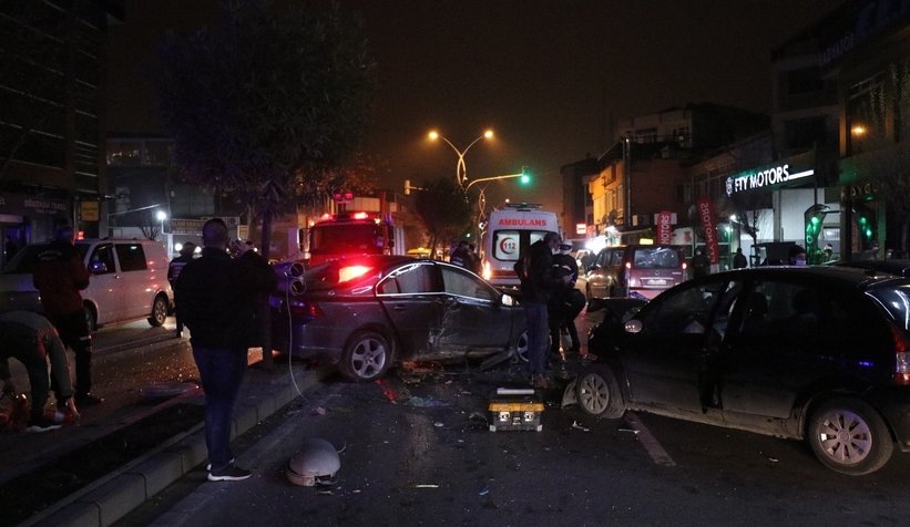 Adnan Menderes Caddesi savaş alanına döndü