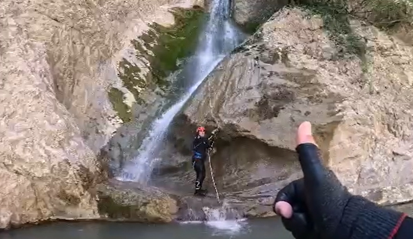 AFAD ekiplerinden şelalede zorlu eğitim