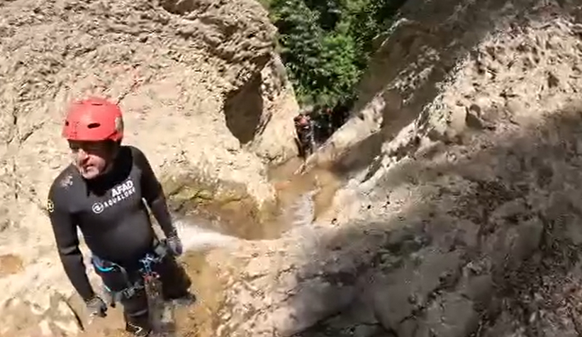 AFAD ekiplerinden şelalede zorlu eğitim