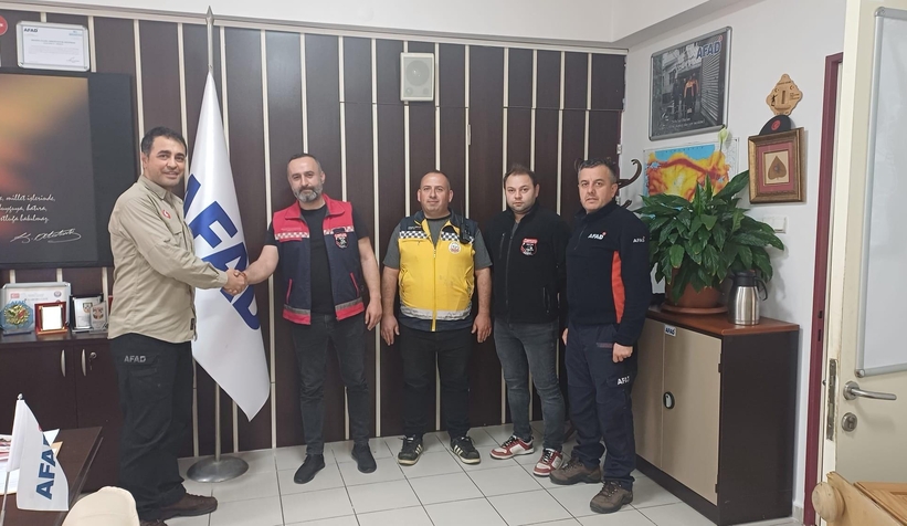 afetlere-karsi-ilk-adim-akyazi-dan-her-mahallede-10-gonulluvlfbs3zocg