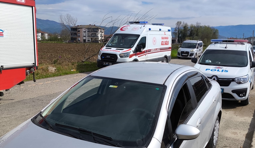 agaca-carpan-aractaki-2-kisi-yaralandizhhmde1zsu