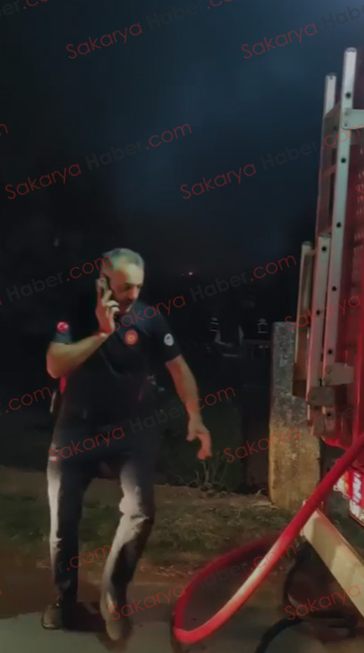 Ahır ve samanlık küle döndü