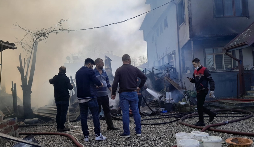 ahir-ve-samanlik-yanginda-kul-olduk2tir0hnae