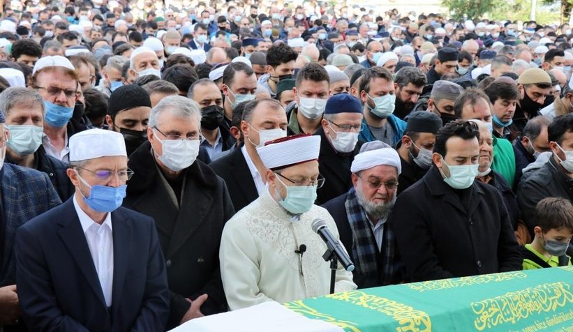 Ahmet Tomor hoca toprağa verildi