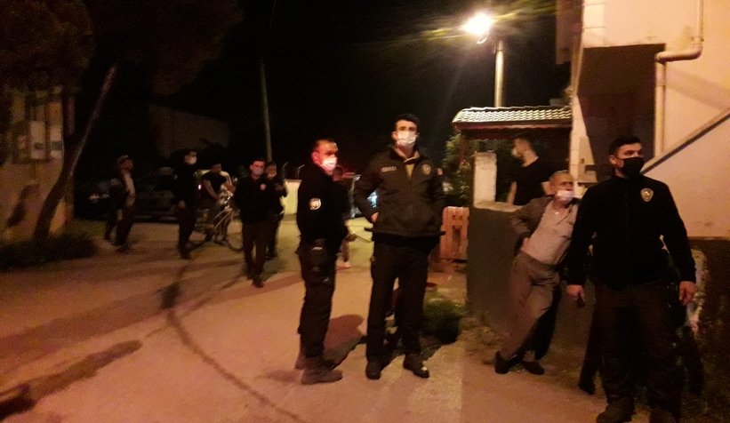 Ahşap ev alev alev yandı