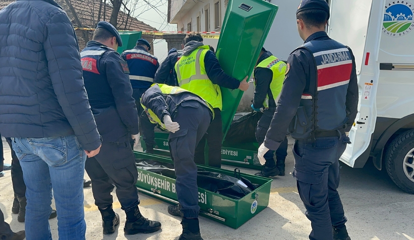 Aile faciasında ölen karı kocanın cenazeleri otopsiye gönderildi