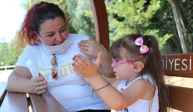  Ailesini gözyaşlarına boğdu