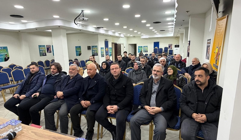 ak-parti-akyazi-ilce-teskilati-2025-yilini-degerlendirdi-ohvuzvm0vn