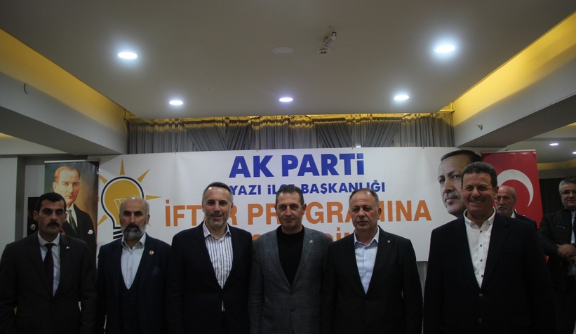 ak-parti-akyazi-teskilati-iftarda-bir-araya-geldiaepwvtrzag