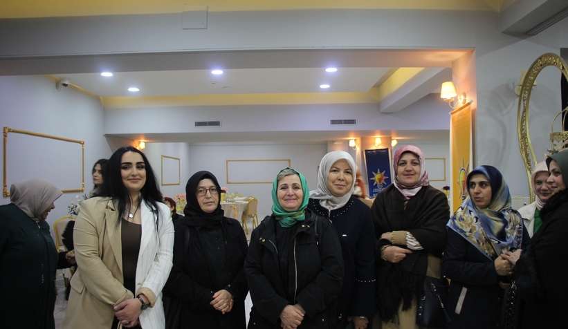 ak-parti-akyazi-teskilati-iftarda-bir-araya-geldiaepwvtrzag