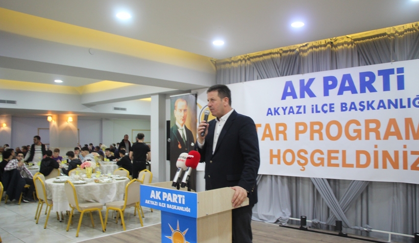 ak-parti-akyazi-teskilati-iftarda-bir-araya-geldiaepwvtrzag