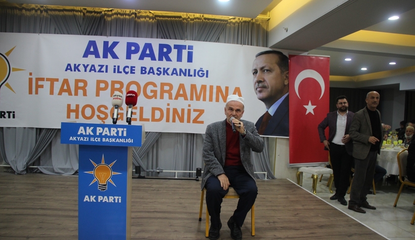 ak-parti-akyazi-teskilati-iftarda-bir-araya-geldiaepwvtrzag