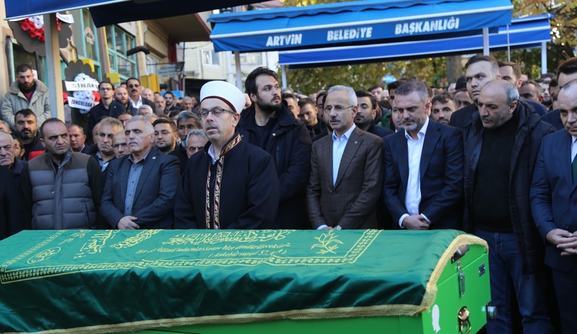 AK Parti Artvin Gençlik Kolları Başkanı Sakarya dönüşü kazada hayatını kaybetti