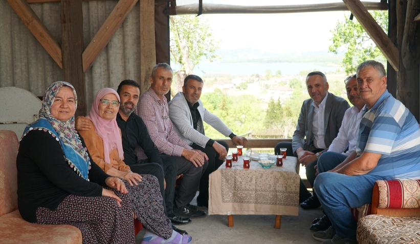 ak-parti-de-her-kapi-bir-gonul-saha-calismasi-ferizli-den-basladieut2y053ne
