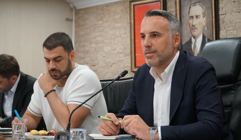 ak-parti-de-istisare-toplantisiahnmrktmu2