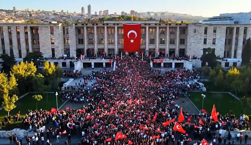 AK Parti'den 15 Temmuz paylaşımı