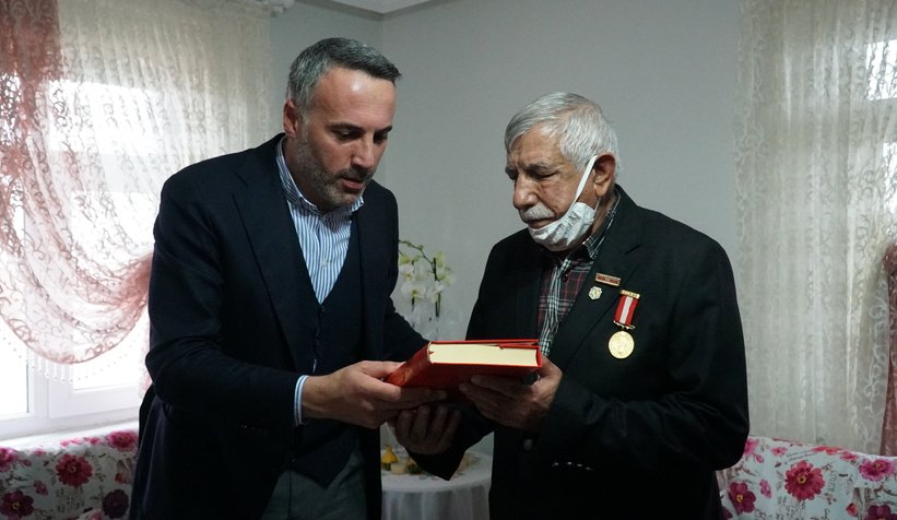 AK Parti'den 123 haneye eş zamanlı ziyaret