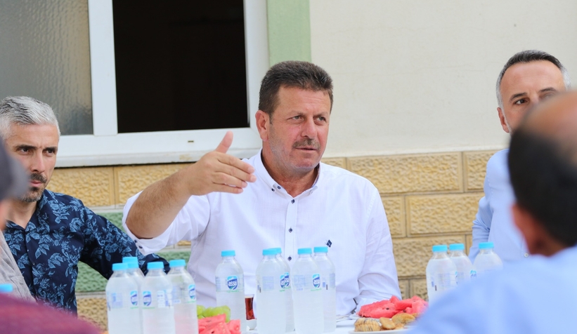 ak-parti-den-akyazi-da-esnaf-ve-vatandas-ziyaretivhbqoxkzb1