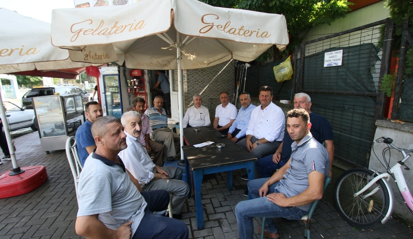 ak-parti-den-akyazi-da-esnaf-ve-vatandas-ziyaretivhbqoxkzb1