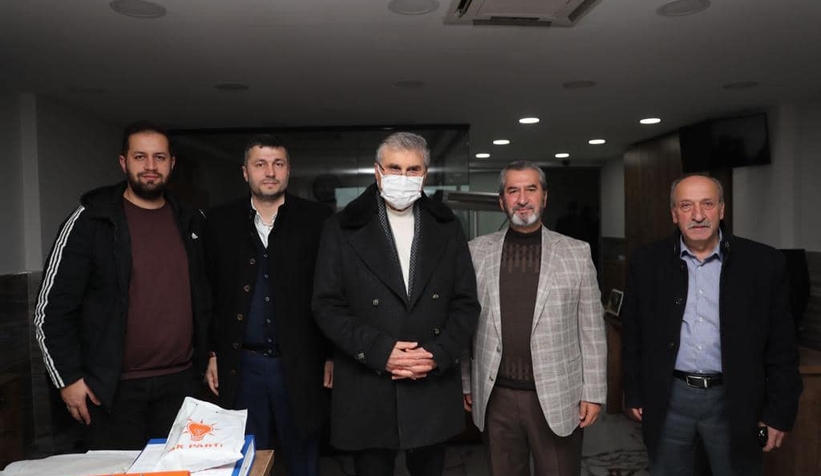 AK Parti'den Akyazı'ya çıkartma