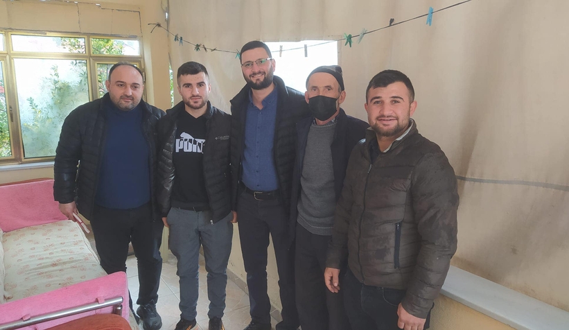 AK Parti'den Akyazı'ya çıkartma