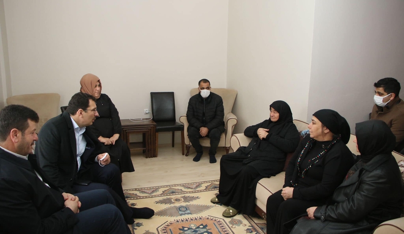 AK Parti'den Akyazı'ya çıkartma