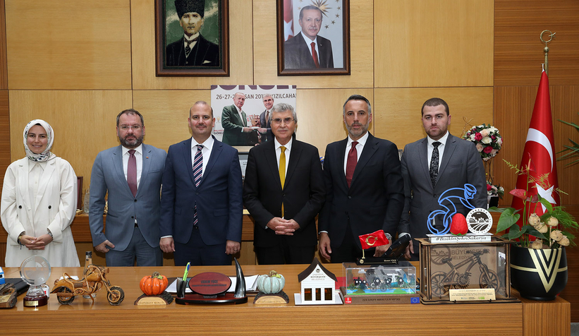 ak-parti-genel-baskan-yardimcisi-ileriden-ekrem-yuce-ye-ziyaretwxfabxfjtw