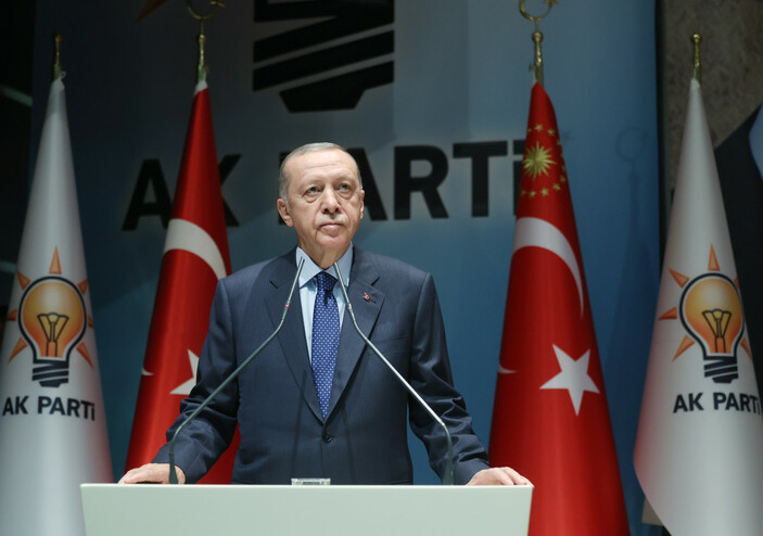 ak-parti-genisletilmis-il-baskanlari-toplantisi-na-katilan-cumhurbaskani-erdogan-ekonomiye-yonelik-net-mesajlar-verdi-r0nzdeqzwe