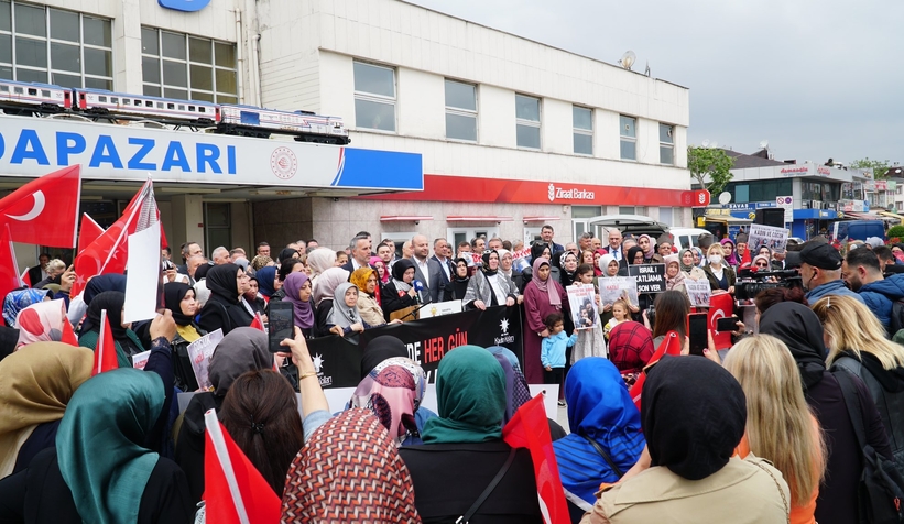 ak-parti-kadin-kollari-filistinli-anneler-icin-bir-araya-geldiy3k2dnztax