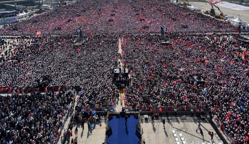 ak-parti-nin-buyuk-istanbul-mitingine-yogun-katilimofnamznuvh