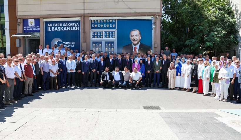 ak-parti-sakarya-da-bayramlasma-programitgnedkpvnu