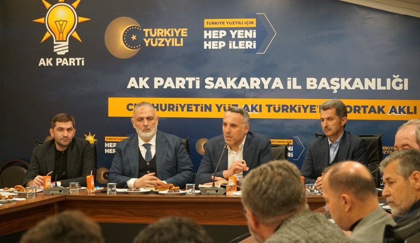 ak-parti-sakarya-da-ilce-baskanlari-toplantisiemdvby91yt
