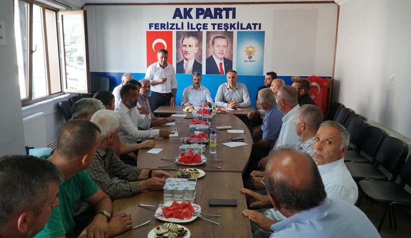 ak-parti-sakarya-da-mahalle-baskanlari-toplantisiv3b3ytz5uf