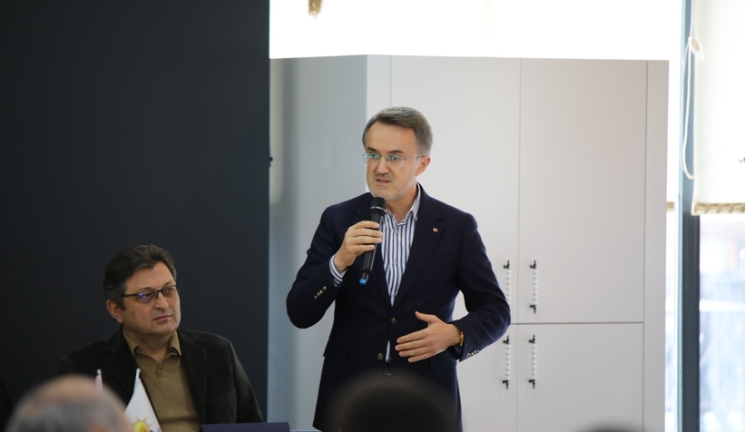 AK Parti Sakarya'da seçim startı verdi