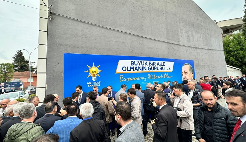 AK Parti Sakarya İl Teşkilatı bayramlaştı