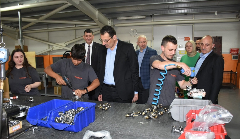 ak-parti-sakarya-teskilatlari-2023-un-startini-verdiehdteg9gsz