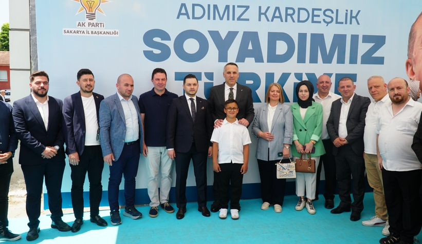 ak-parti-sakaryada-bayramlasmaqwjbwkdsud