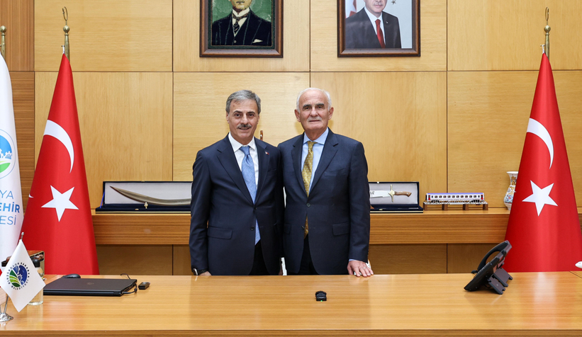 AK Parti Yerel Yönetimler Başkanı Yılmaz'dan Büyükşehir’e ziyaret