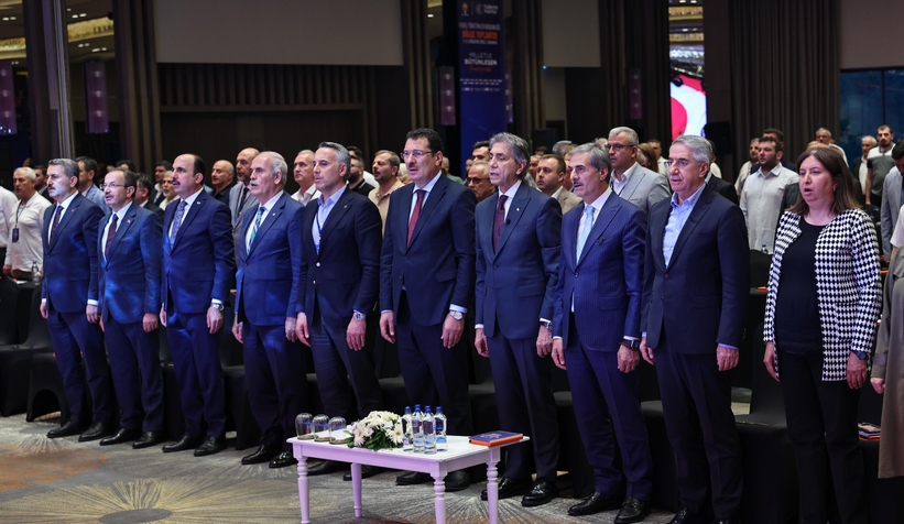 ak-parti-yerel-yonetimler-bolge-toplantisi-sapanca-da-basladin3i4b2lza0