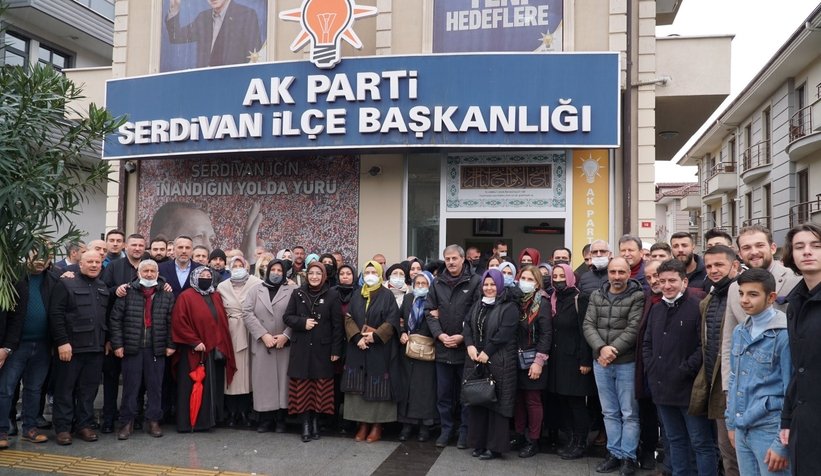 AK Parti’den Serdivan’a Çıkartma