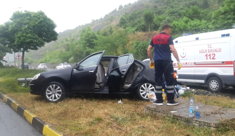 Akçakoca-Alaplı yolunda trafik kazası; 2 yaralı