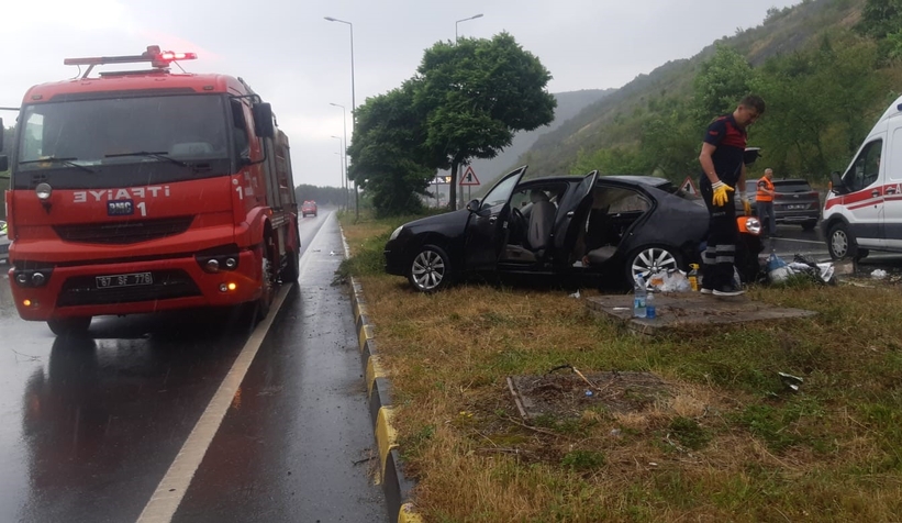 Akçakoca-Alaplı yolunda trafik kazası; 2 yaralı