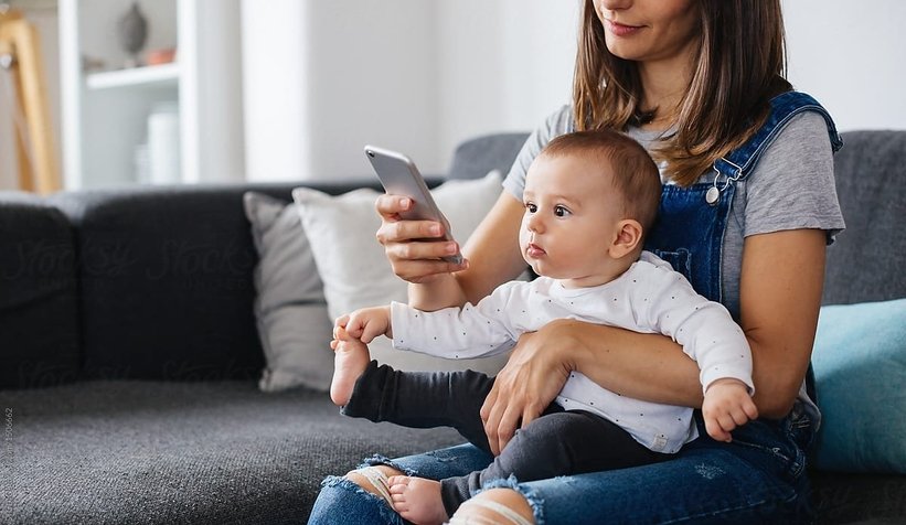 Akıllı telefon kullanım yaşı 3’e düştü