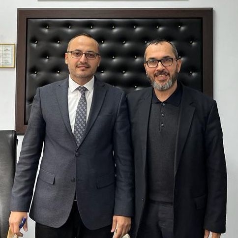 AKİMDER'den Anadolu İmam Hatip Lisesi öğrencilerine burs