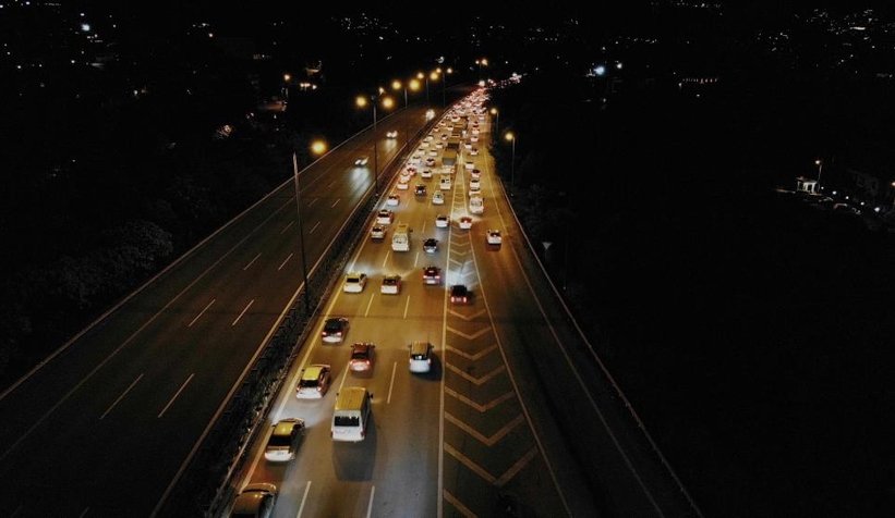 Akın akın dönüyorlar